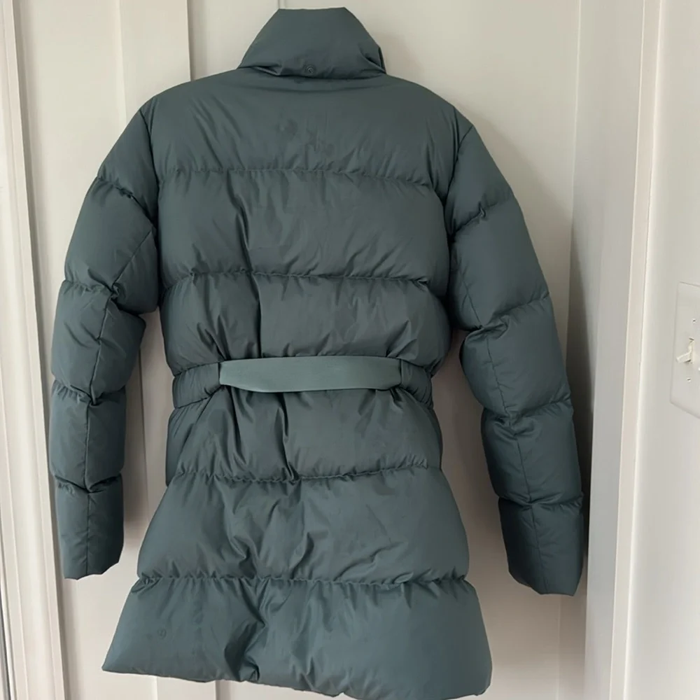 lululemon athletica Green Puffer Jacket - Picture 10 of 12